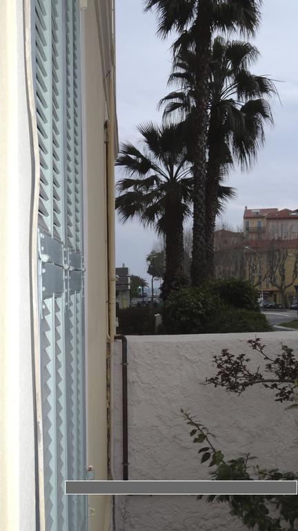 La Maison Au Soleil Menton Kamer foto