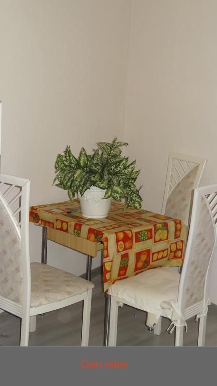 La Maison Au Soleil Menton Kamer foto