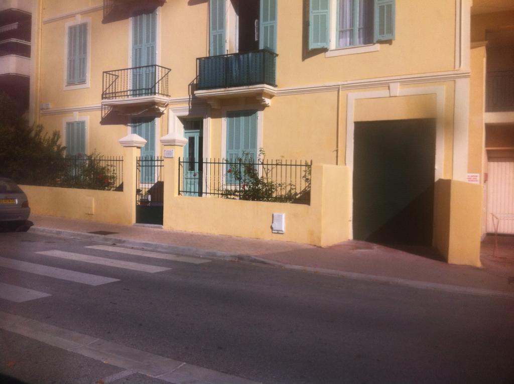 La Maison Au Soleil Menton Kamer foto